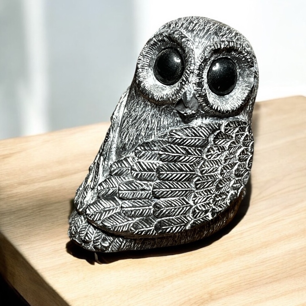 VTG: WOLF ORIGINAL Hand-carved Black Soapstone Owl - 2” - Made in Canada